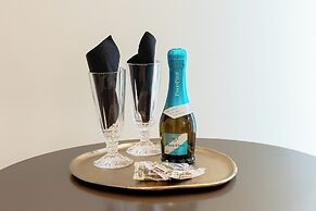 Hera rooms and suites