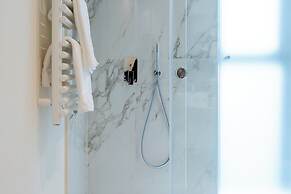 Hera rooms and suites