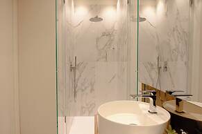 Hera rooms and suites