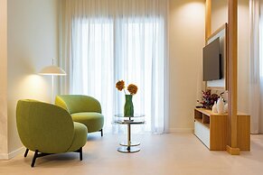 Hera rooms and suites