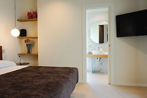 Hera rooms and suites