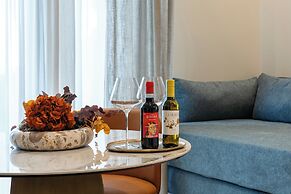 Hera rooms and suites