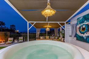 White Cycladic House With Jacuzzi