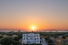 White House Chersonisos With Private Swimming Pool