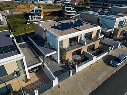 Casa Mango by Acasadascasas