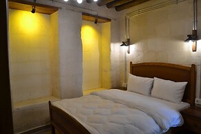 ALİ RIZA BEY KONAĞI