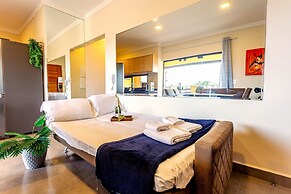 Jacuzzi Privativa com AC em Maresias