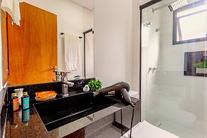 Jacuzzi Privativa com AC em Maresias