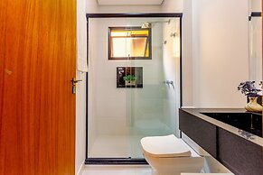 Jacuzzi Privativa com AC em Maresias