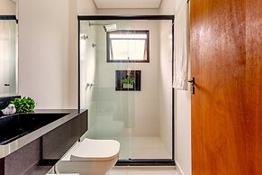 Jacuzzi Privativa com AC em Maresias