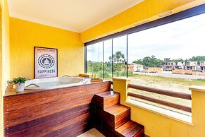 Jacuzzi Privativa com AC em Maresias