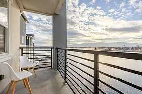Amazing Water View w Jacuzzi Sky Lounge