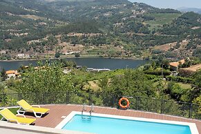 Feel Discovery Mirão River House Douro