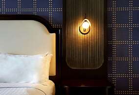 The Brock Niagara Falls Fallsview, Tapestry by Hilton