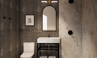 The Brock Niagara Falls Fallsview, Tapestry by Hilton