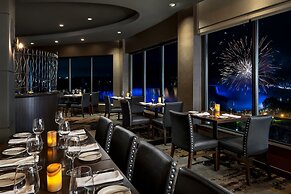The Brock Niagara Falls Fallsview, Tapestry by Hilton