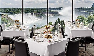 The Brock Niagara Falls Fallsview, Tapestry by Hilton
