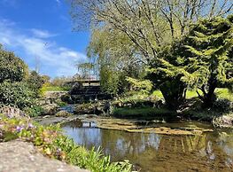 Crib Goch Cozy Dog-friendly Cabin Retreat