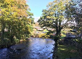 Crib Goch Cozy Dog-friendly Cabin Retreat