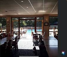 Crib Goch Cozy Dog-friendly Cabin Retreat