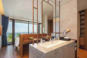 Beachfront Luxury Villa: Your Private Paradise