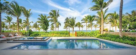 Beachfront Luxury Villa: Your Private Paradise