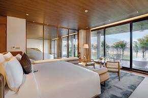 All Inclusive Luxury: Private Beachfront Paradise