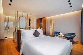 All Inclusive Luxury: Private Beachfront Paradise