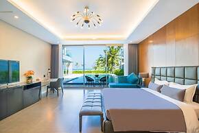 Oceanfront Elegance: 7-br Villa in Luxury Resort