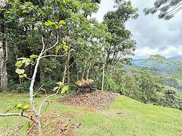 CHALÉS BELO MUNDO