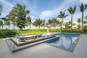 Elegant Retreat for Discerning Travelers