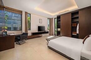 8BR Beachfront Eden: Luxury Events & Getaways