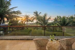 8BR Beachfront Eden: Luxury Events & Getaways