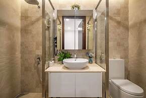 8BR Beachfront Eden: Luxury Events & Getaways