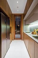 5BR Luxury Villa: Elite Services & Privacy