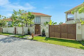 Luxe 5 Star Villa Private Pool Resort Access