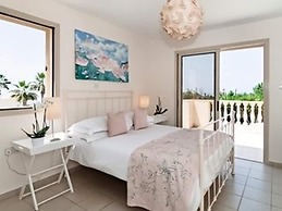 Sunset Villa Retreat in Agios Georgios