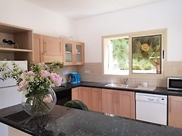 Sunset Villa Retreat in Agios Georgios