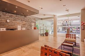 High End Spacious Studio in Soho T105