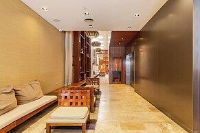 High End Spacious Studio in Soho T105