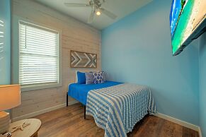 Cart-friendly Boardwalk to the Beach Private Pool Firepit Pond Views B