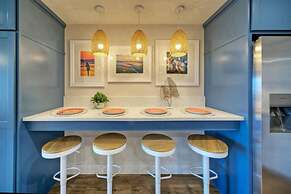 2 Beachfront Condos w Pool Sleeps 8 Beach Happy Summer Love by Avantst