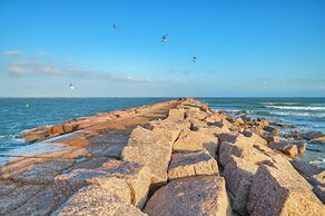 2 Beachfront Condos w Pool Sleeps 8 Beach Happy Summer Love by Avantst