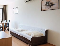 Seaside 1 BR Apartment With Balcony, max 4 Guests