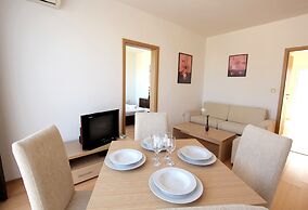 Seaside 1 BR Apartment With Balcony, max 4 Guests