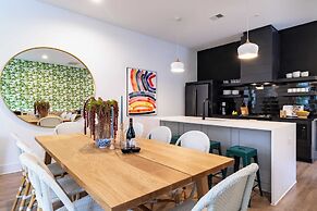 The Magnolia 2 by Avantstay Germantown Balcony