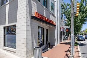 Minutes From Downtown Broadway The Nomad 4