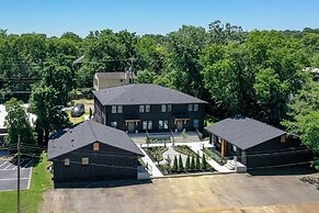 Minutes From Downtown Broadway The Nomad 4