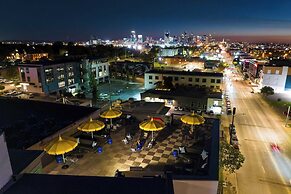 916 Main 12 Unit Buyout - 30bdrs Prvt Two Floors