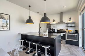 916 Main 12 Unit Buyout - 30bdrs Prvt Two Floors